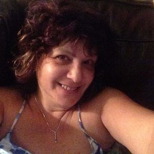 Meet your Posher, Abbe